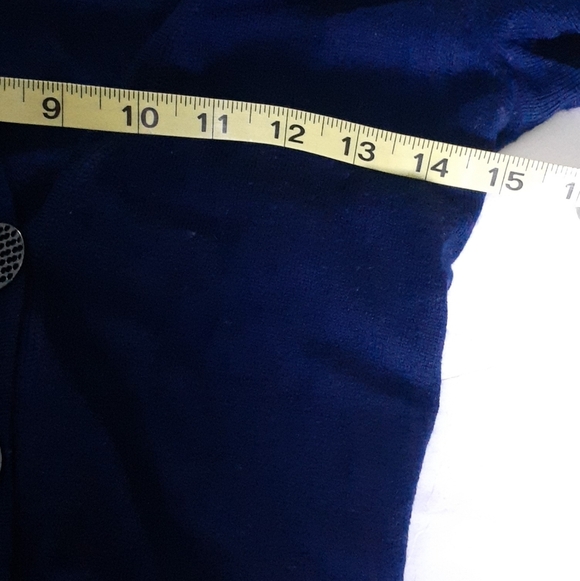 Tahari 100 % Merino Wool Cardigan Sweater Dark Blue Size S Large Button Closure. - Picture 4 of 5